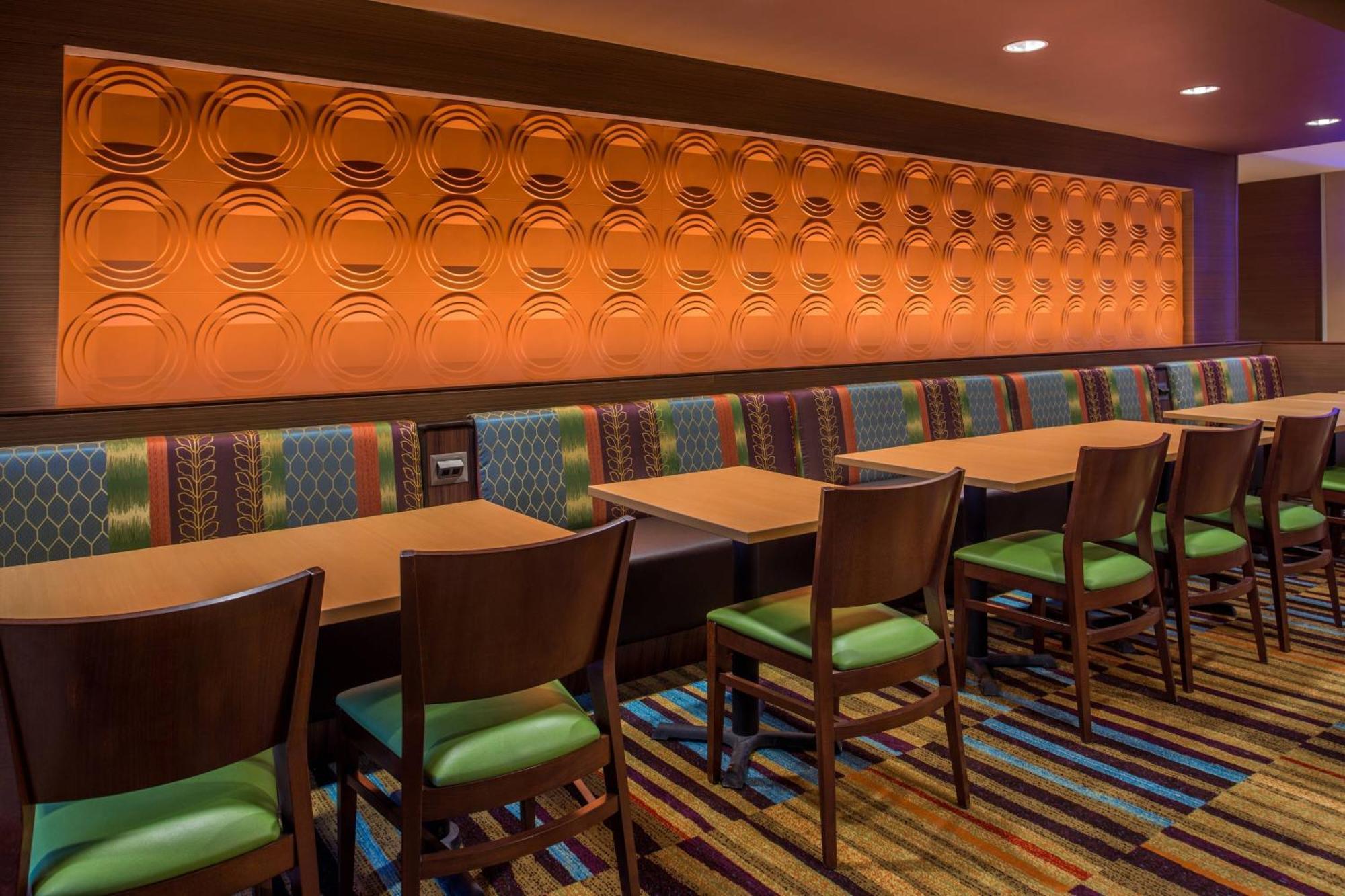 Fairfield Inn & Suites By Marriott St. Louis Westport Maryland Heights Buitenkant foto
